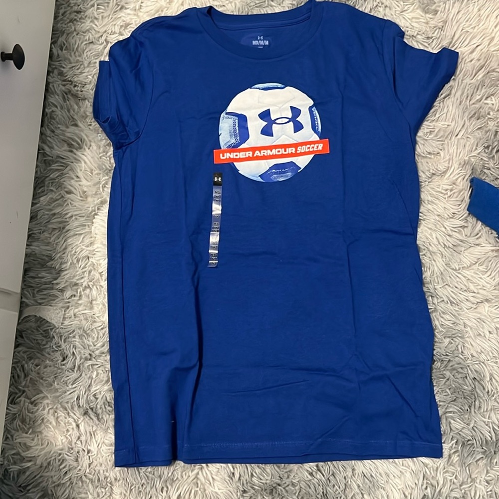 Under Armour women’s soccer tee